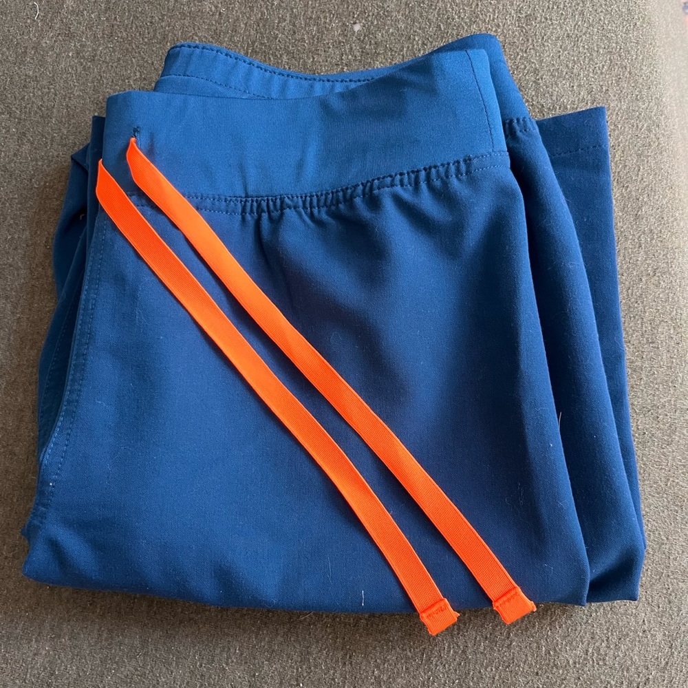 Deep Reef Fig Scrub Pants